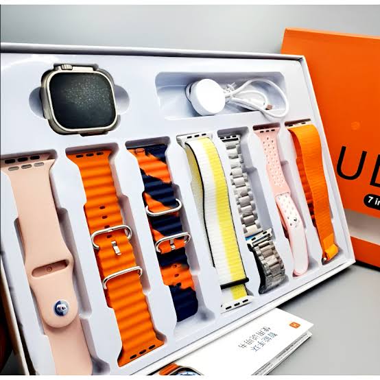 Premium & Bold Look Big Ultra 7-in-1 Smart Watch Bundle – Big Display, Bluetooth Calling & 7 Straps